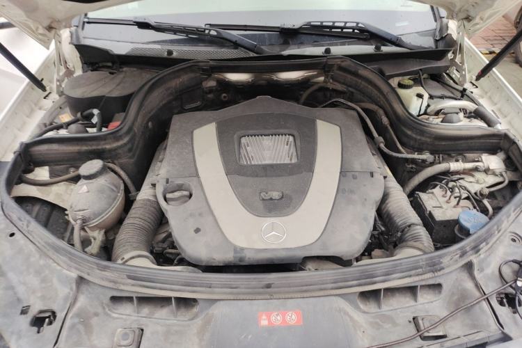 Used Mercedes-Benz GLK-Class 2013 Facelift GLK 300 4MATIC Fashion Edition Engine Bay