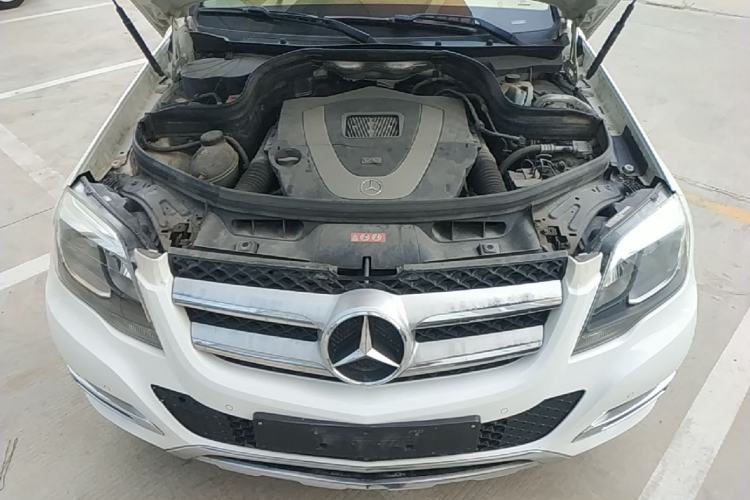 Used Mercedes-Benz GLK-Class 2013 GLK 300 4MATIC Dynamic Sunroof Model Engine Bay