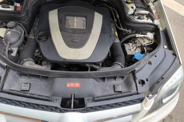 Used Mercedes-Benz GLK-Class 2013 GLK 300 4MATIC Dynamic Sunroof Model Engine Bay Left