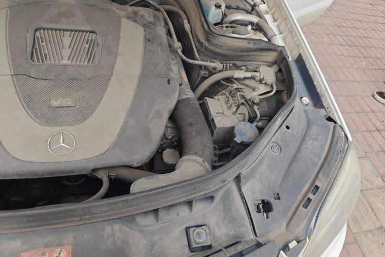 Used Mercedes-Benz GLK-Class 2013 GLK 300 4MATIC Dynamic Edition Engine Bay Left