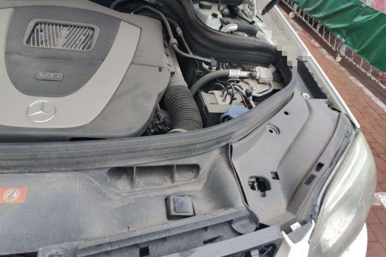 Used Mercedes-Benz GLK-Class 2013 GLK 300 4MATIC Dynamic Sunroof Model Engine Bay Left