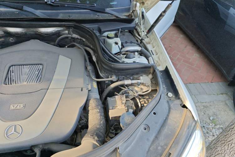Used Mercedes-Benz GLK-Class 2013 GLK 300 4MATIC Dynamic Sunroof Model Engine Bay Left