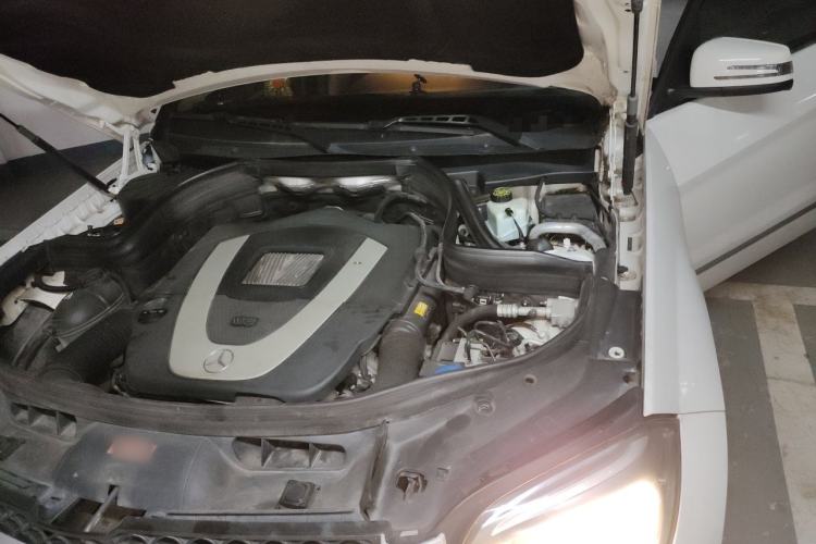 Used Mercedes-Benz GLK-Class 2013 GLK 300 4MATIC Dynamic Sunroof Model Engine Bay Left