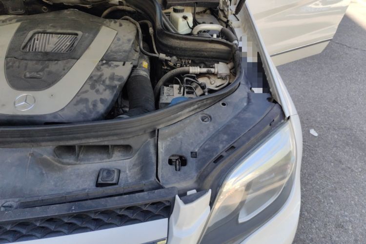 Used Mercedes-Benz GLK-Class 2013 GLK 300 4MATIC Dynamic Sunroof Model Engine Bay Left