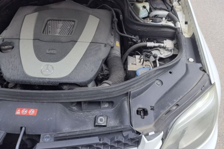 Used Mercedes-Benz GLK-Class 2013 GLK 300 4MATIC Dynamic Sunroof Model Engine Bay Left
