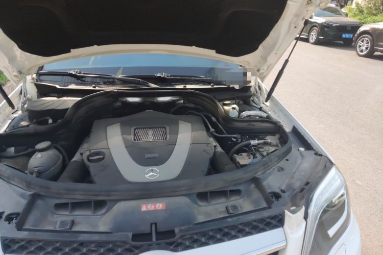 Used Mercedes-Benz GLK-Class 2013 GLK 300 4MATIC Luxury Model Engine Bay Left