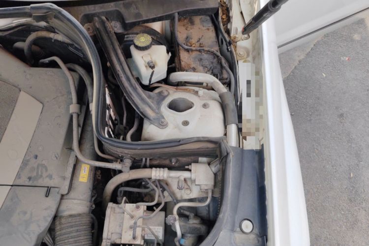 Used Mercedes-Benz GLK-Class 2013 GLK 300 4MATIC Dynamic Sunroof Model Engine Bay Left