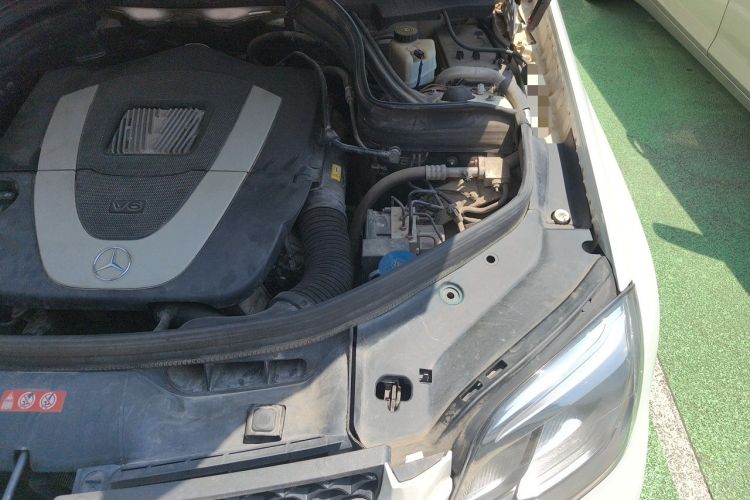 Used Mercedes-Benz GLK-Class 2013 GLK 300 4MATIC Dynamic Sunroof Model Engine Bay Left