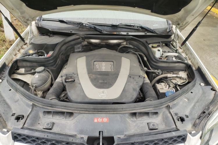 Used Mercedes-Benz GLK-Class 2013 GLK 300 4MATIC Dynamic Sunroof Model Engine Bay