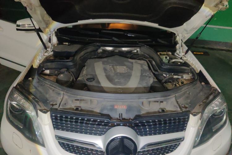 Used Mercedes-Benz GLK-Class 2013 GLK 300 4MATIC Dynamic Edition Engine Bay
