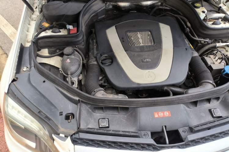Used Mercedes-Benz GLK-Class 2013 GLK 300 4MATIC Dynamic Sunroof Model Engine Bay Right