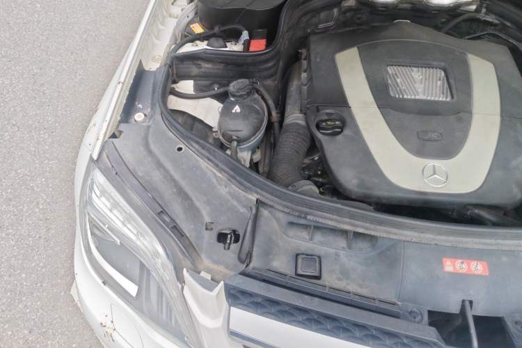 Used Mercedes-Benz GLK-Class 2013 Facelift GLK 300 4MATIC Fashion Edition Engine Bay Right