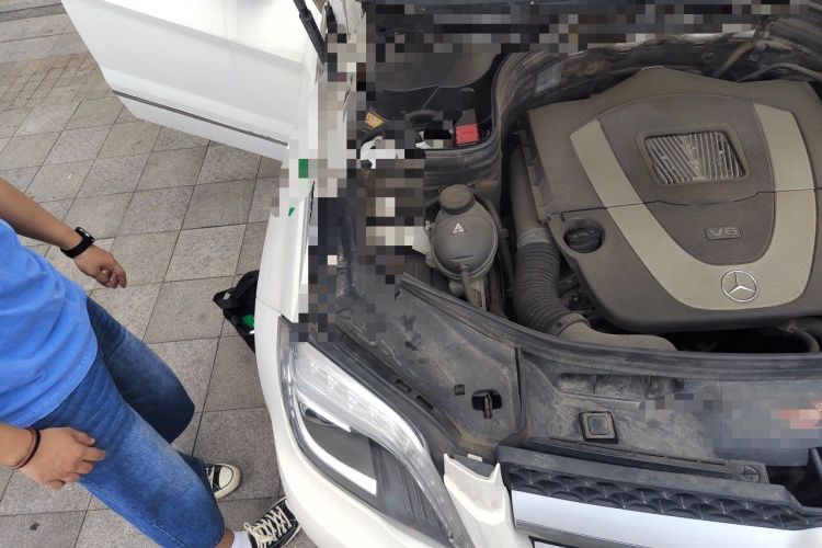 Used Mercedes-Benz GLK-Class 2013 GLK 300 4MATIC Dynamic Sunroof Model Engine Bay Right