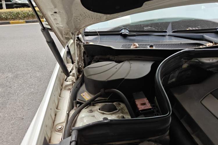 Used Mercedes-Benz GLK-Class 2013 GLK 300 4MATIC Fashion Model Engine Bay Right