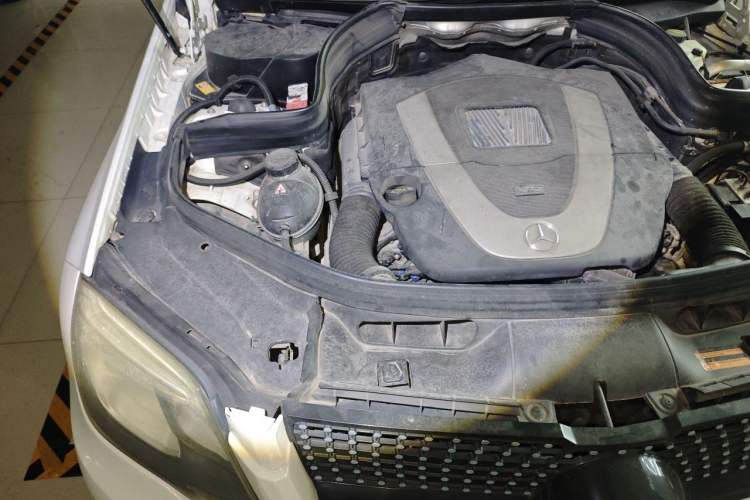 Used Mercedes-Benz GLK-Class 2013 GLK 300 4MATIC Dynamic Edition Engine Bay Right