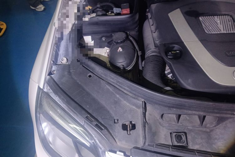 Used Mercedes-Benz GLK-Class 2013 GLK 300 4MATIC Dynamic Edition Engine Bay Right