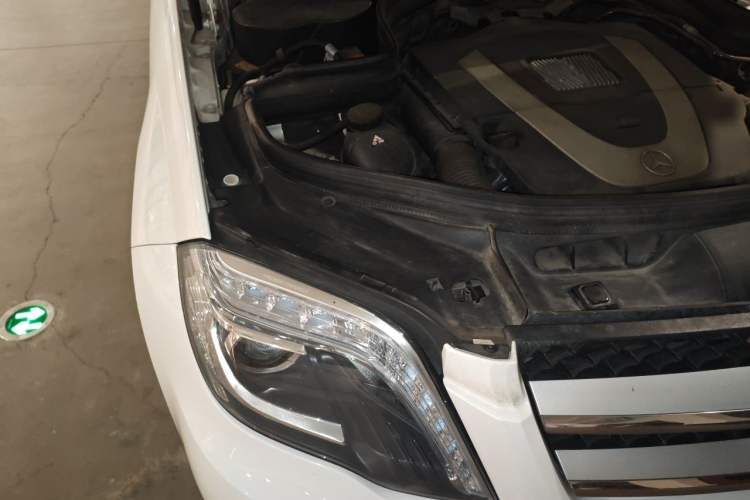 Used Mercedes-Benz GLK-Class 2013 GLK 300 4MATIC Dynamic Sunroof Model Engine Bay Right