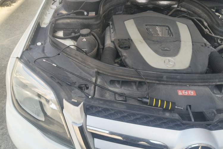 Used Mercedes-Benz GLK-Class 2013 GLK 300 4MATIC Dynamic Sunroof Model Engine Bay Right