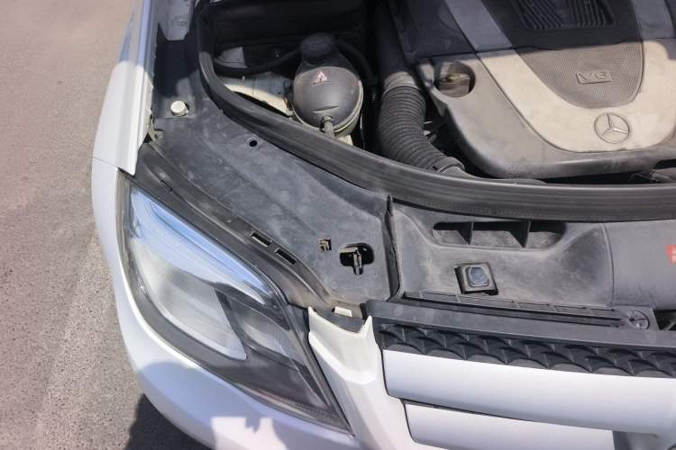 Used Mercedes-Benz GLK-Class 2013 GLK 300 4MATIC Dynamic Edition Engine Bay Right