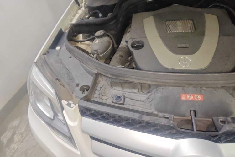 Used Mercedes-Benz GLK-Class 2013 GLK 300 4MATIC Dynamic Edition Engine Bay Right
