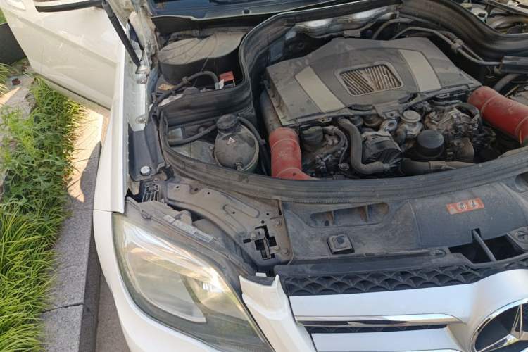 Used Mercedes-Benz GLK-Class 2013 GLK 300 4MATIC Dynamic Sunroof Model Engine Bay Right