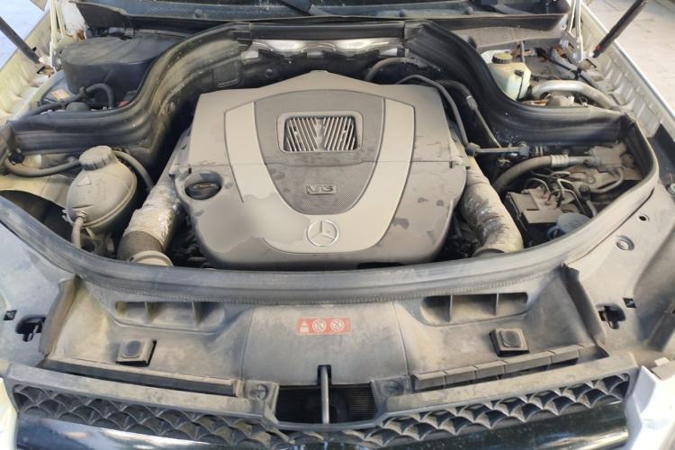 Used Mercedes-Benz GLK-Class 2013 Facelift GLK 300 4MATIC Fashion Edition Engine Bay