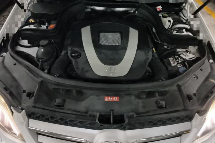 Used Mercedes-Benz GLK-Class 2013 Facelift GLK 300 4MATIC Fashion Edition Engine Bay