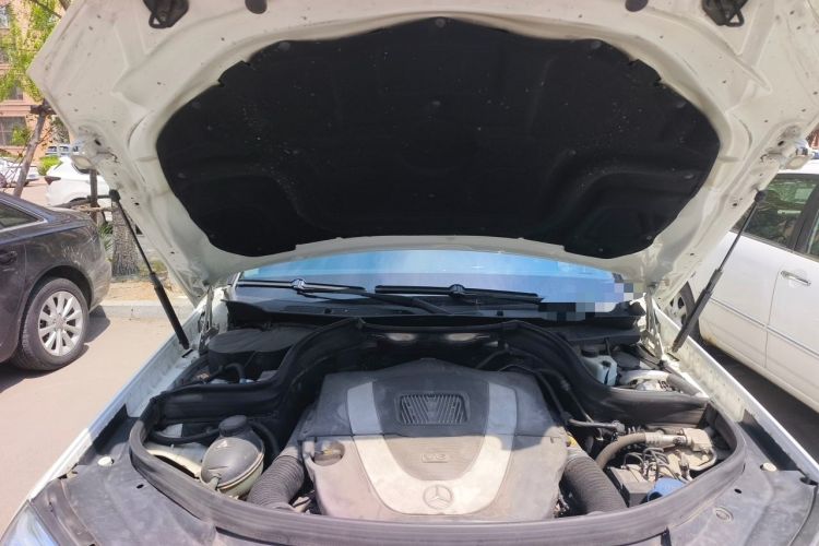 Used Mercedes-Benz GLK-Class 2013 GLK 300 4MATIC Dynamic Edition Engine Bay