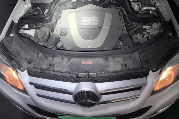 Used Mercedes-Benz GLK-Class 2013 GLK 300 4MATIC Dynamic Edition Engine Bay