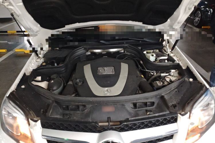 Used Mercedes-Benz GLK-Class 2013 GLK 300 4MATIC Dynamic Sunroof Model Engine Bay