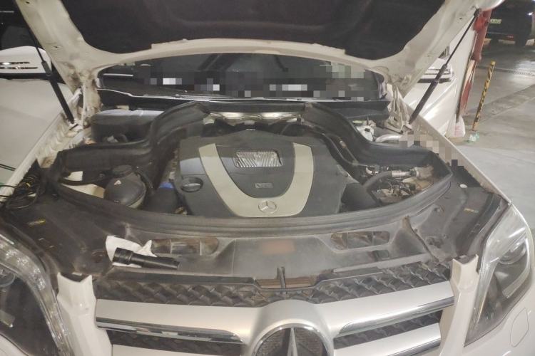 Used Mercedes-Benz GLK-Class 2013 Facelift GLK 300 4MATIC Luxury Edition Engine Bay
