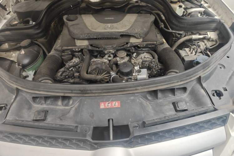 Used Mercedes-Benz GLK-Class 2013 GLK 300 4MATIC Dynamic Edition Engine Bay