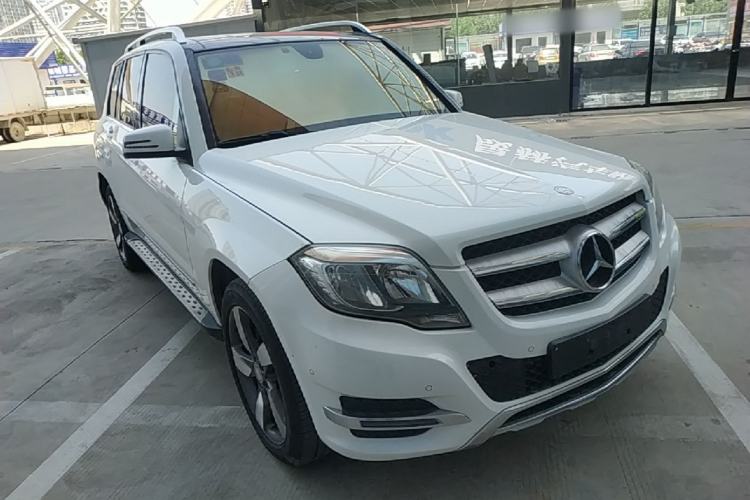 Used Mercedes-Benz GLK-Class 2013 GLK 300 4MATIC Dynamic Sunroof Model Exterior 1