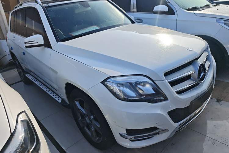 Used Mercedes-Benz GLK-Class 2013 GLK 300 4MATIC Dynamic Sunroof Model Exterior 1