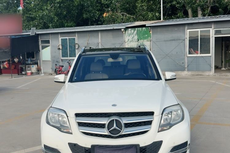 Used Mercedes-Benz GLK-Class 2013 GLK 300 4MATIC Dynamic Sunroof Model Exterior 2