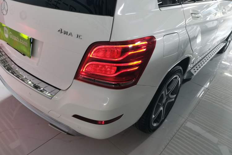 Used Mercedes-Benz GLK-Class 2013 Facelift GLK 300 4MATIC Luxury Edition Exterior 6
