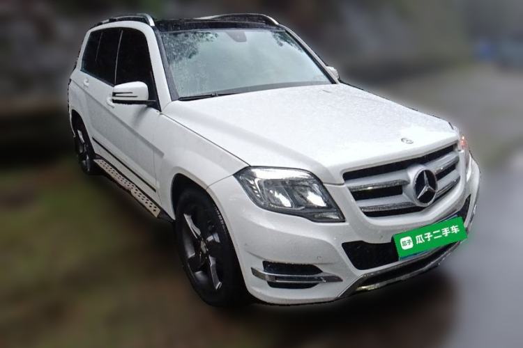 Used Mercedes-Benz GLK-Class 2013 GLK 300 4MATIC Dynamic Edition Front Right 45 Deg