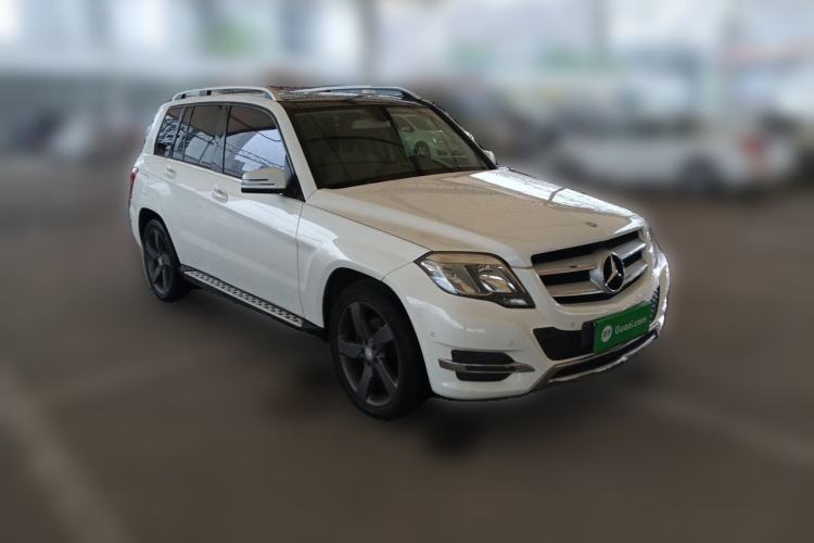 Used Mercedes-Benz GLK-Class 2013 GLK 300 4MATIC Dynamic Sunroof Model Front Right 45 Deg