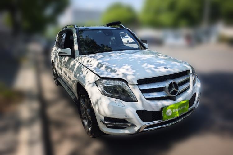 Used Mercedes-Benz GLK-Class 2013 Facelift GLK 300 4MATIC Luxury Edition Front Right 45 Deg