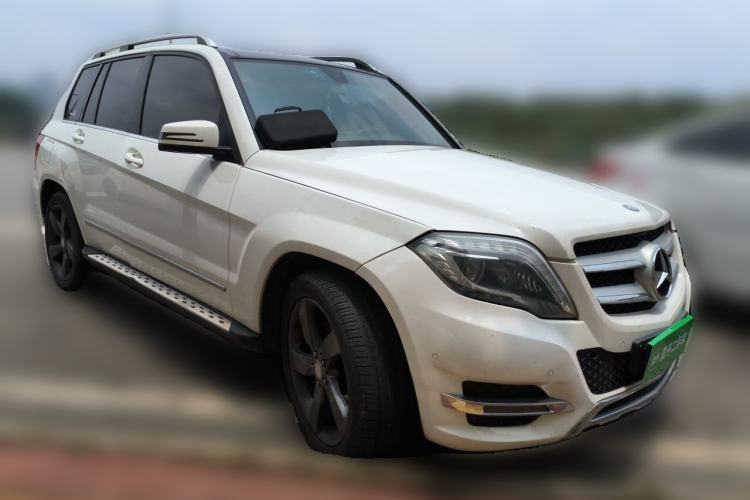 Used Mercedes-Benz GLK-Class 2013 GLK 300 4MATIC Dynamic Sunroof Model Front Right 45 Deg