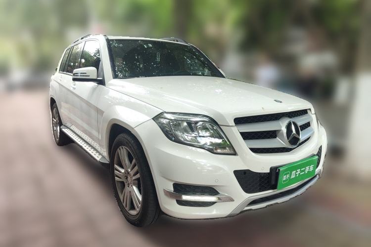 Used Mercedes-Benz GLK-Class 2013 GLK 300 4MATIC Dynamic Edition Front Right 45 Deg
