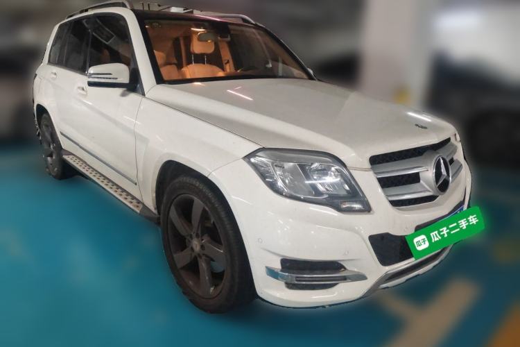 Used Mercedes-Benz GLK-Class 2013 GLK 300 4MATIC Dynamic Sunroof Model Front Right 45 Deg