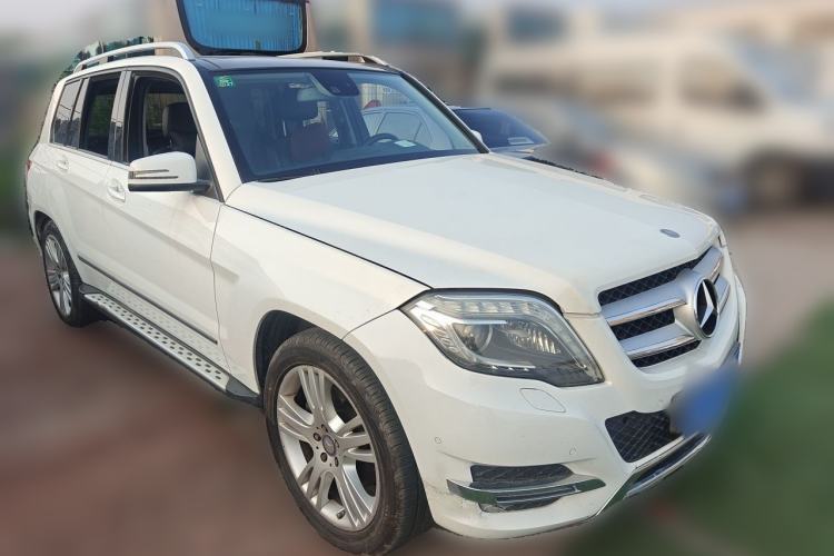 Used Mercedes-Benz GLK-Class 2013 GLK 300 4MATIC Fashion Model Front Right 45 Deg