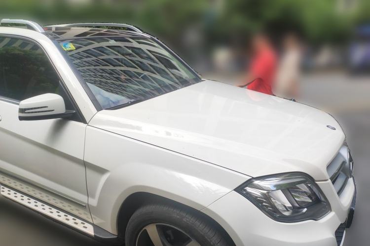 Used Mercedes-Benz GLK-Class 2013 GLK 300 4MATIC Dynamic Sunroof Model Front Right 45 Deg