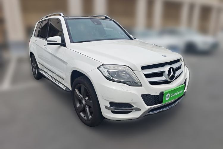Used Mercedes-Benz GLK-Class 2013 Facelift GLK 300 4MATIC Fashion Edition Front Right 45 Deg
