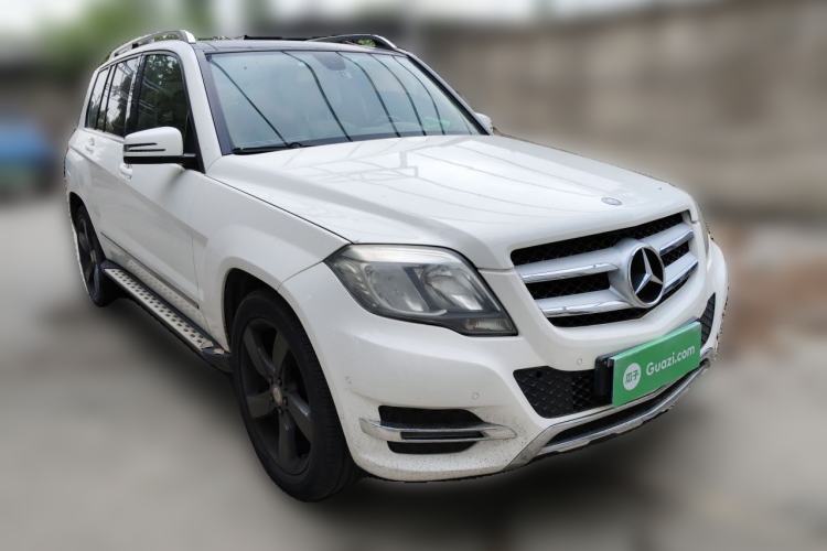 Used Mercedes-Benz GLK-Class 2013 GLK 300 4MATIC Dynamic Sunroof Model Front Right 45 Deg