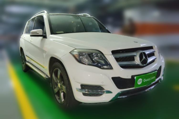 Used Mercedes-Benz GLK-Class 2013 GLK 300 4MATIC Dynamic Sunroof Model Front Right 45 Deg