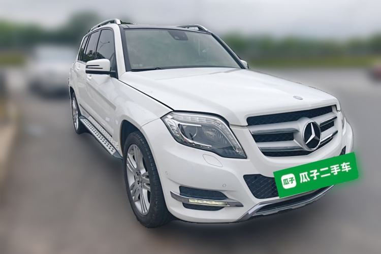 Used Mercedes-Benz GLK-Class 2013 GLK 300 4MATIC Fashion Model Front Right 45 Deg
