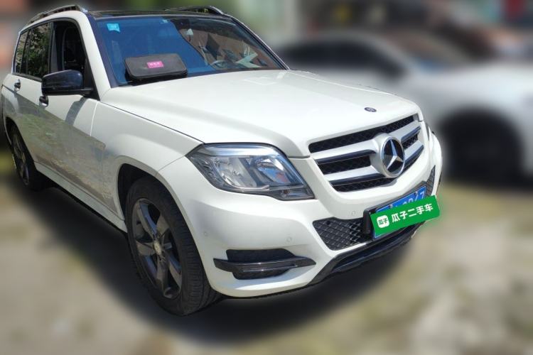 Used Mercedes-Benz GLK-Class 2013 GLK 300 4MATIC Dynamic Sunroof Model Front Right 45 Deg
