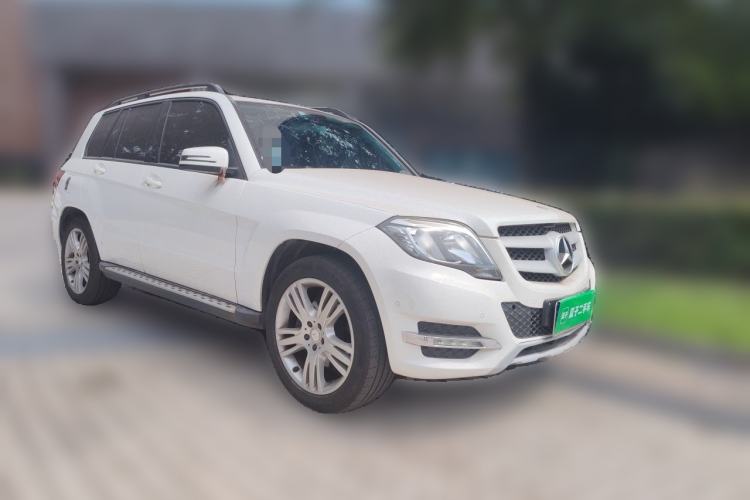 Used Mercedes-Benz GLK-Class 2013 GLK 300 4MATIC Dynamic Edition Front Right 45 Deg